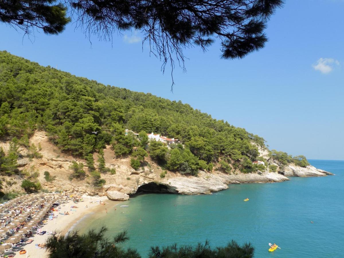 Villetta Roberto Le Macine Di Charme - Pugnochiuso Resort Vieste Exteriör bild